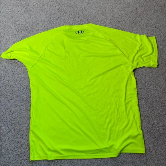 Under Armour Men’s Neon Yellow HeatGear Loose Fit Training Shirt XL - Picture 3 of 3
